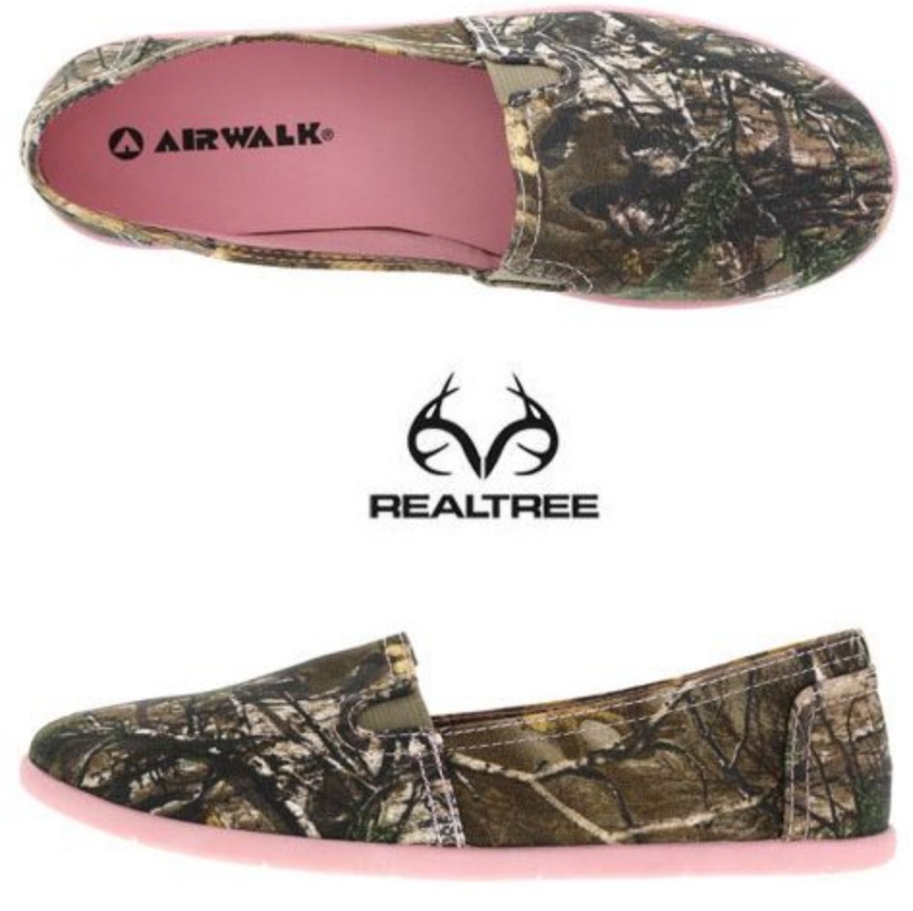 Airwalk Camo & Pink Slip-On Shoes | Kids Size 1